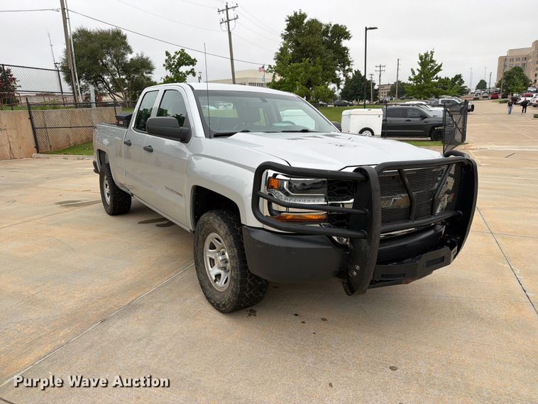 image for item EW0348 2018 Chevrolet Silverado 1500 Ext. Cab pickup truck