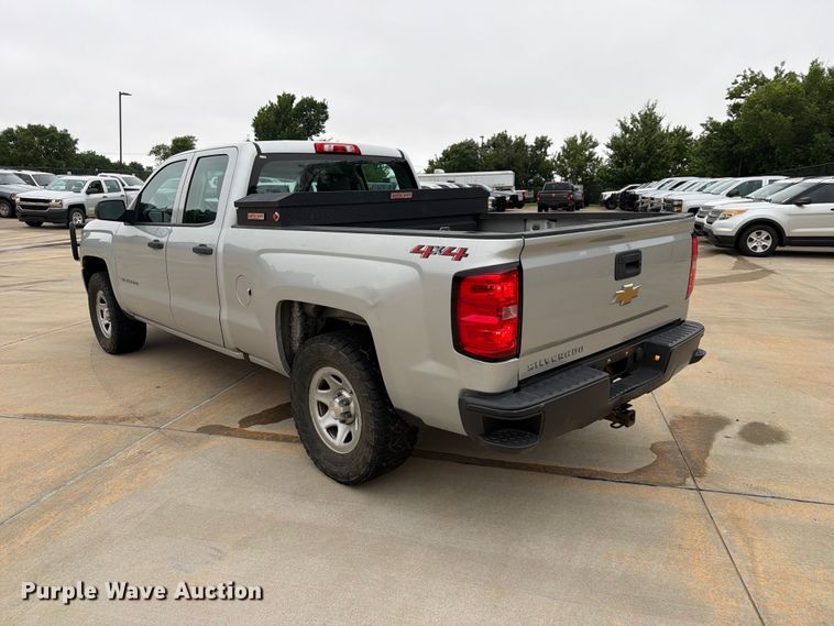image for item EW0348 2018 Chevrolet Silverado 1500 Ext. Cab pickup truck