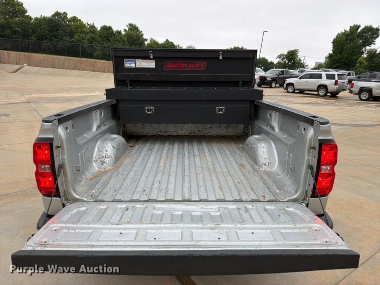 image for item EW0348 2018 Chevrolet Silverado 1500 Ext. Cab pickup truck
