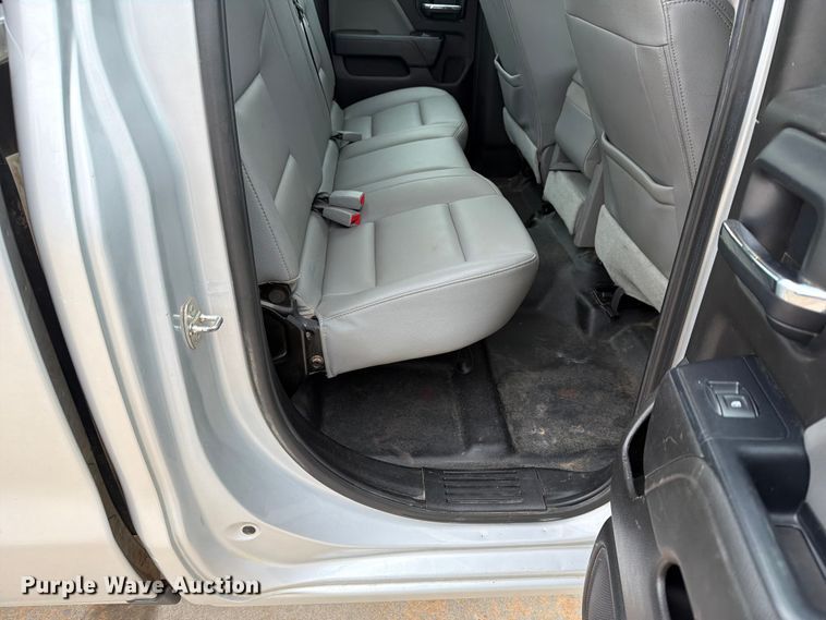 image for item EW0348 2018 Chevrolet Silverado 1500 Ext. Cab pickup truck