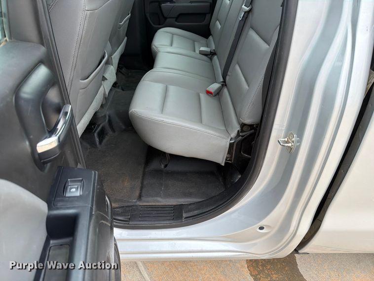 image for item EW0348 2018 Chevrolet Silverado 1500 Ext. Cab pickup truck