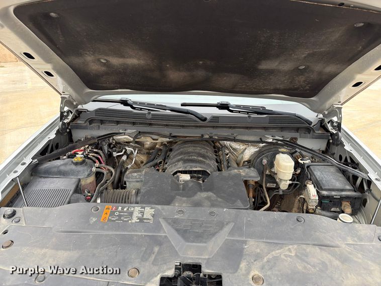 image for item EW0348 2018 Chevrolet Silverado 1500 Ext. Cab pickup truck