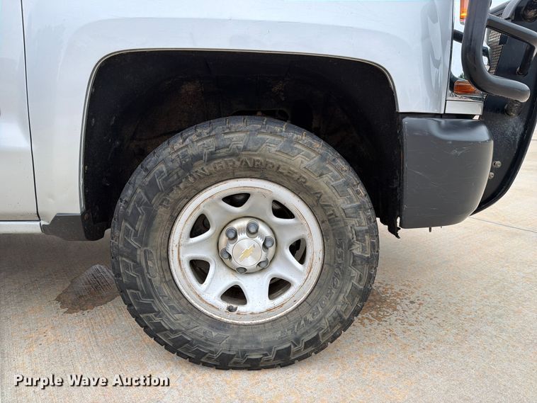 image for item EW0348 2018 Chevrolet Silverado 1500 Ext. Cab pickup truck