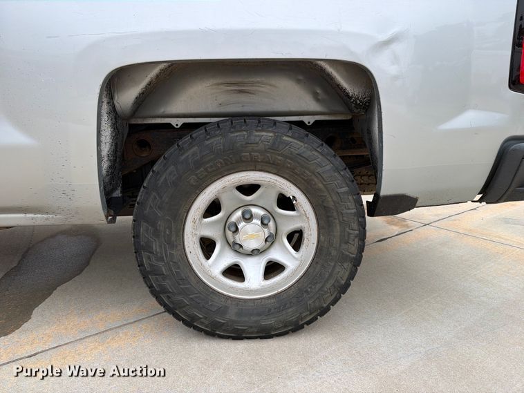 image for item EW0348 2018 Chevrolet Silverado 1500 Ext. Cab pickup truck