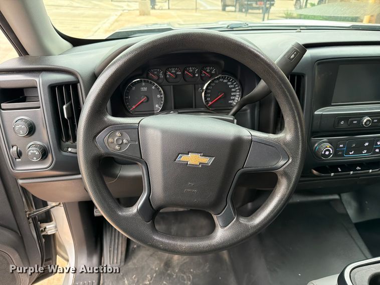 image for item EW0349 2018 Chevrolet Silverado 1500 Crew Cab pickup truck