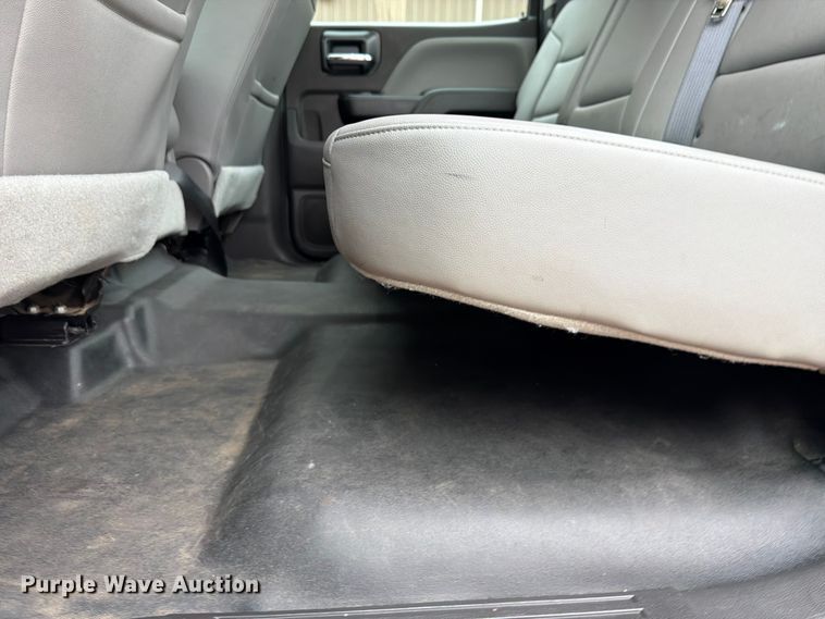 image for item EW0349 2018 Chevrolet Silverado 1500 Crew Cab pickup truck