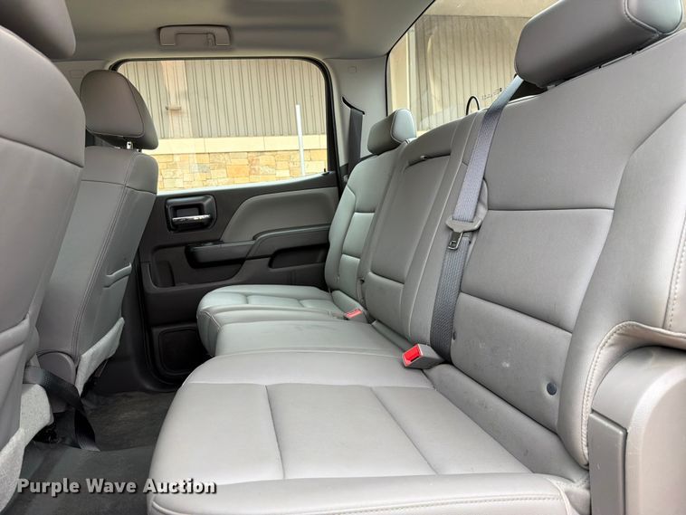 image for item EW0349 2018 Chevrolet Silverado 1500 Crew Cab pickup truck