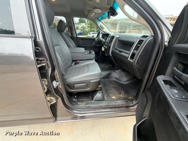 image for item EW0350 2019 RAM 1500 classic Ext. Cab pickup truck