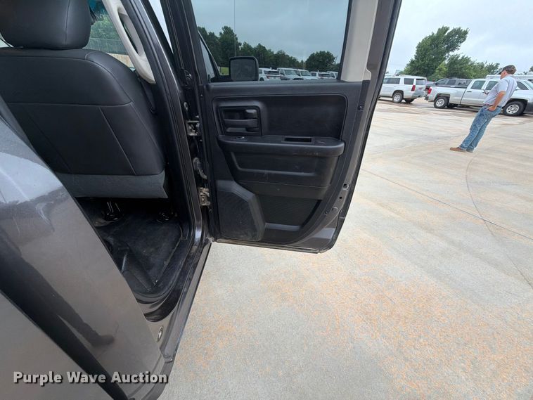 image for item EW0350 2019 RAM 1500 classic Ext. Cab pickup truck
