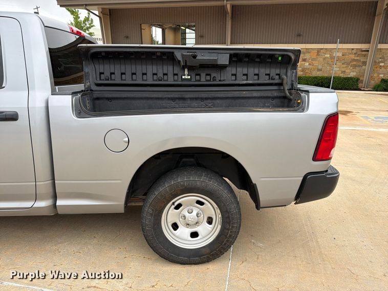 image for item EW0351 2019 RAM 1500 Crew Cab pickup truck