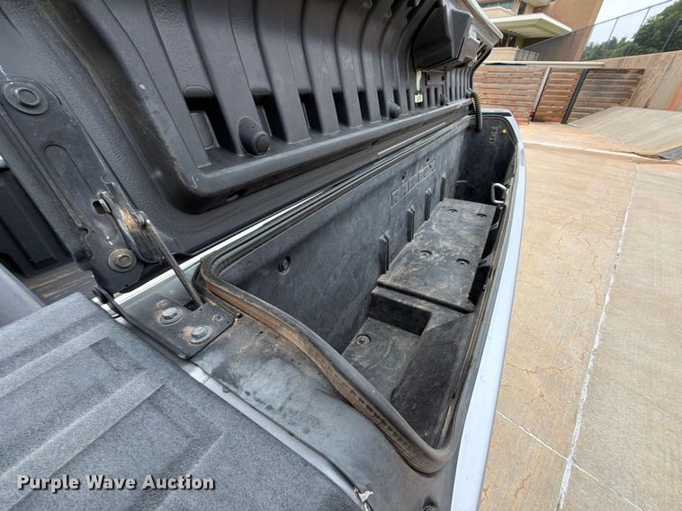 image for item EW0351 2019 RAM 1500 Crew Cab pickup truck