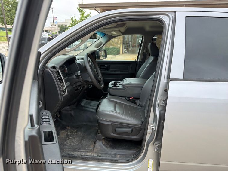 image for item EW0351 2019 RAM 1500 Crew Cab pickup truck