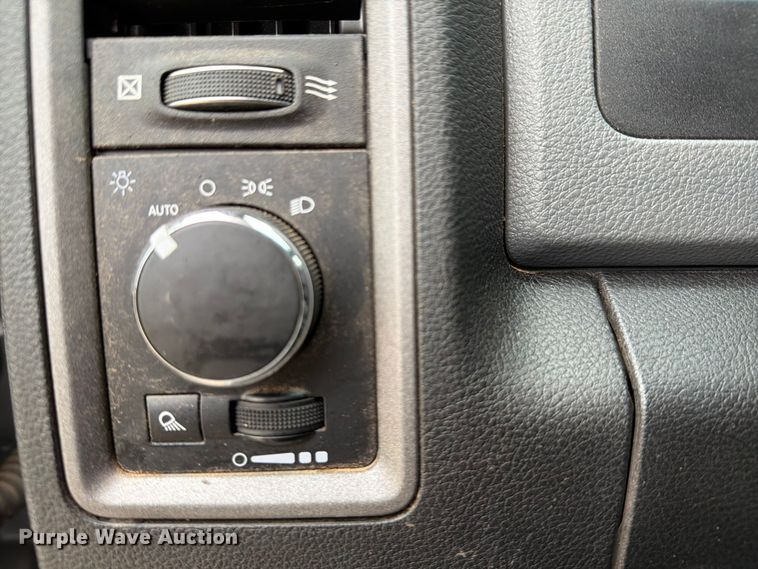 image for item EW0351 2019 RAM 1500 Crew Cab pickup truck