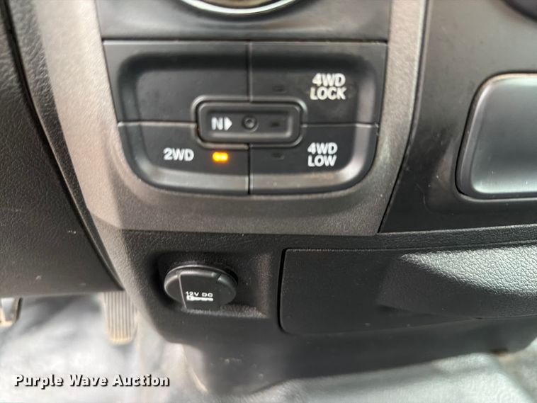 image for item EW0351 2019 RAM 1500 Crew Cab pickup truck