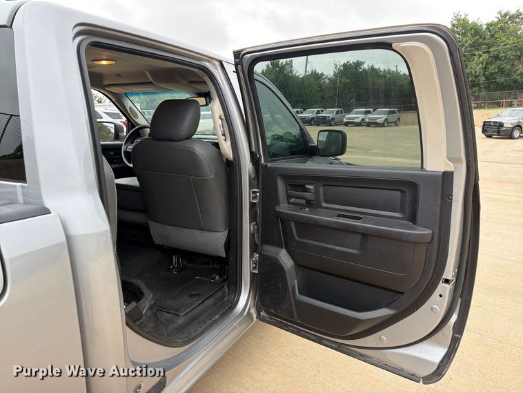 image for item EW0351 2019 RAM 1500 Crew Cab pickup truck