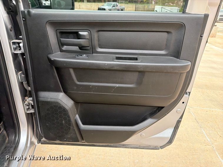 image for item EW0351 2019 RAM 1500 Crew Cab pickup truck