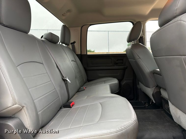 image for item EW0351 2019 RAM 1500 Crew Cab pickup truck