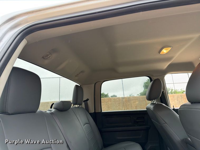 image for item EW0351 2019 RAM 1500 Crew Cab pickup truck