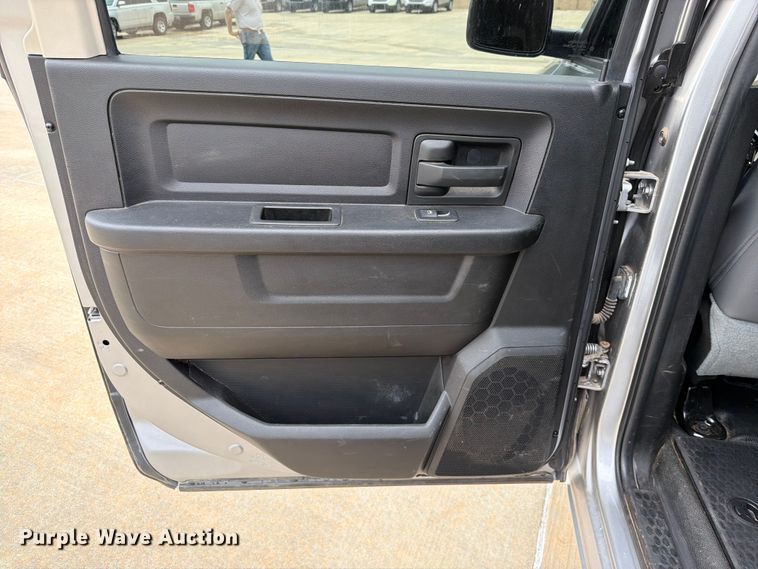 image for item EW0351 2019 RAM 1500 Crew Cab pickup truck