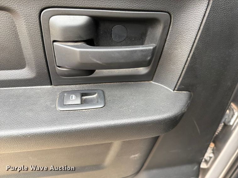 image for item EW0351 2019 RAM 1500 Crew Cab pickup truck