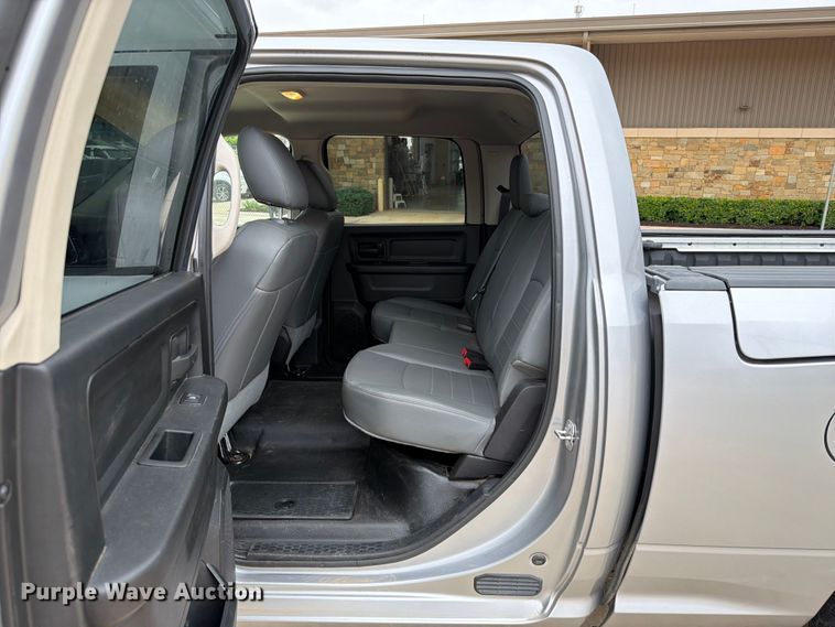 image for item EW0351 2019 RAM 1500 Crew Cab pickup truck
