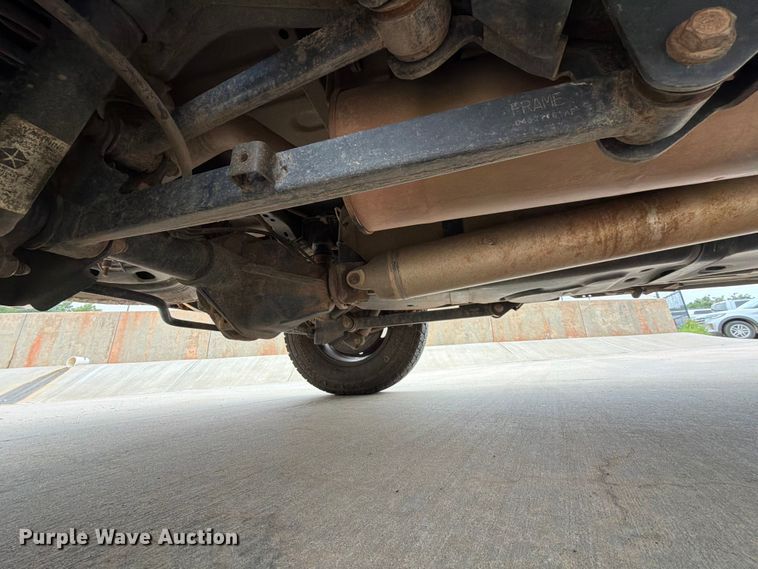 image for item EW0351 2019 RAM 1500 Crew Cab pickup truck