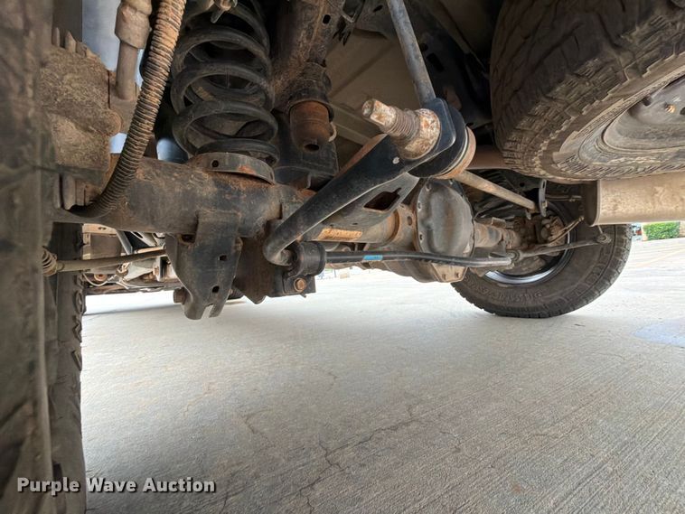 image for item EW0351 2019 RAM 1500 Crew Cab pickup truck