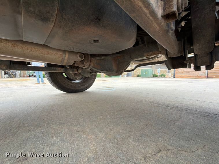 image for item EW0351 2019 RAM 1500 Crew Cab pickup truck
