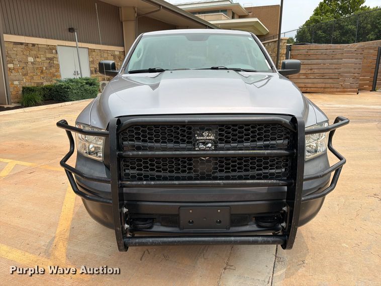 image for item EW0352 2019 RAM 1500 Ext. Cab pickup truck
