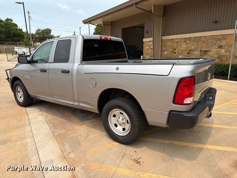 image for item EW0352 2019 RAM 1500 Ext. Cab pickup truck