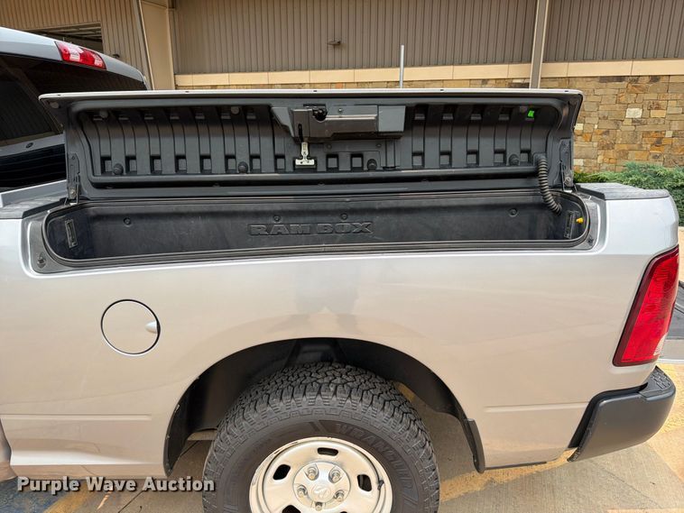 image for item EW0352 2019 RAM 1500 Ext. Cab pickup truck