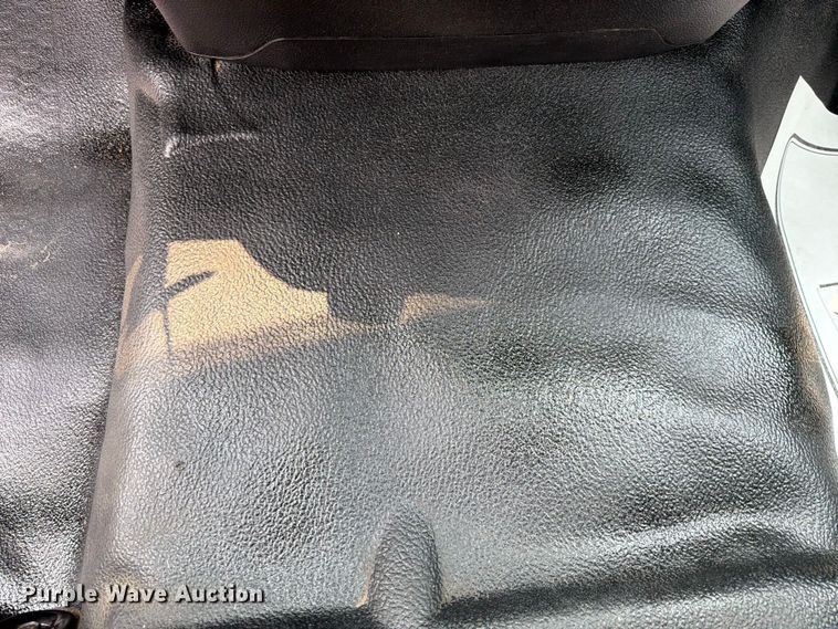 image for item EW0352 2019 RAM 1500 Ext. Cab pickup truck