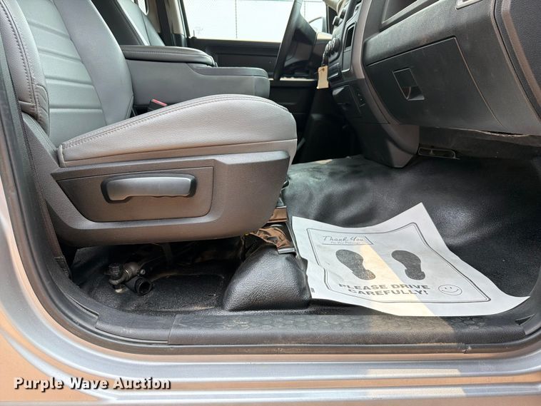 image for item EW0352 2019 RAM 1500 Ext. Cab pickup truck