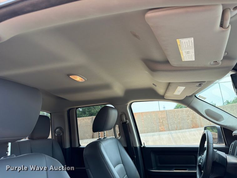 image for item EW0352 2019 RAM 1500 Ext. Cab pickup truck