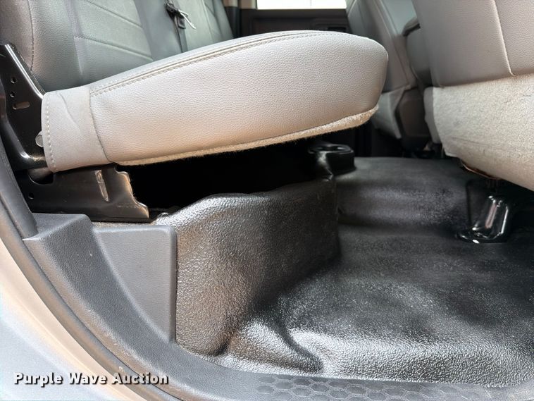 image for item EW0352 2019 RAM 1500 Ext. Cab pickup truck