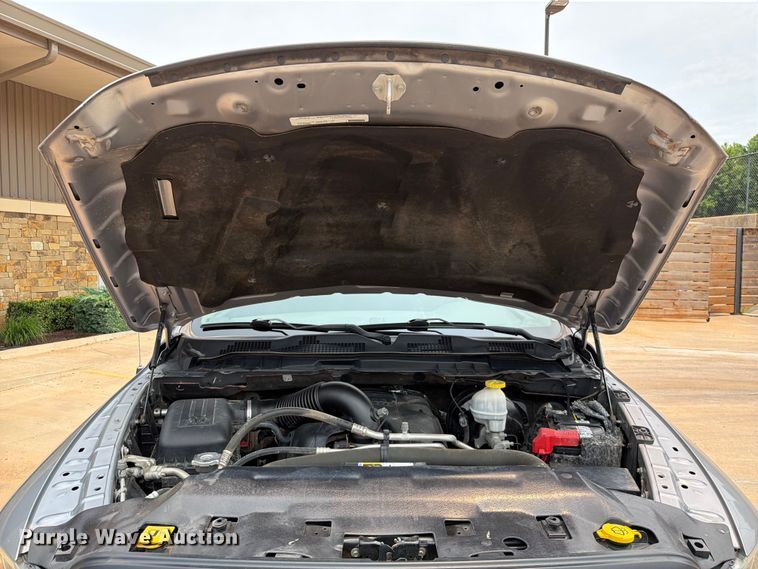 image for item EW0352 2019 RAM 1500 Ext. Cab pickup truck