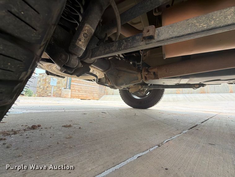image for item EW0352 2019 RAM 1500 Ext. Cab pickup truck