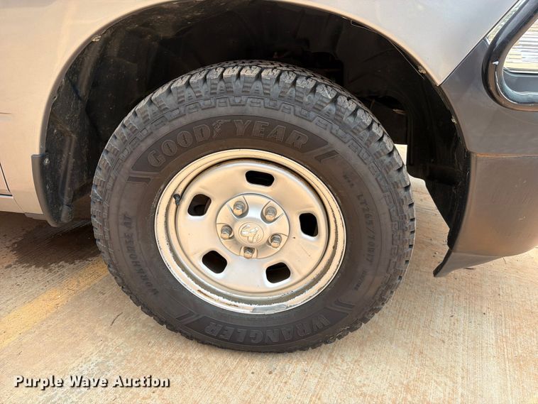 image for item EW0352 2019 RAM 1500 Ext. Cab pickup truck