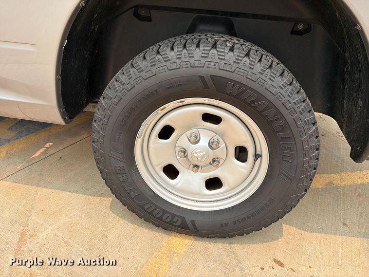 image for item EW0352 2019 RAM 1500 Ext. Cab pickup truck