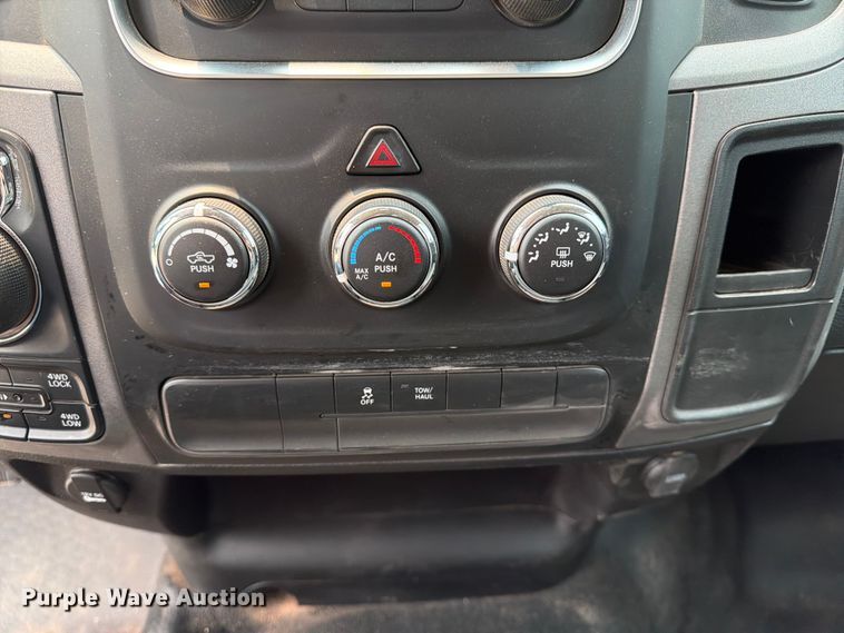 image for item EW0353 2020 RAM 1500 classic Ext. Cab pickup truck