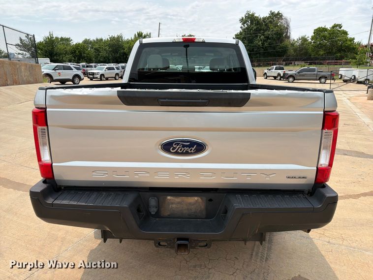 image for item EW0354 2017 Ford F250 Super Duty Ext. Cab pickup truck