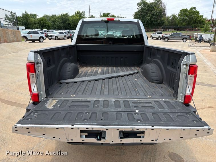 image for item EW0354 2017 Ford F250 Super Duty Ext. Cab pickup truck