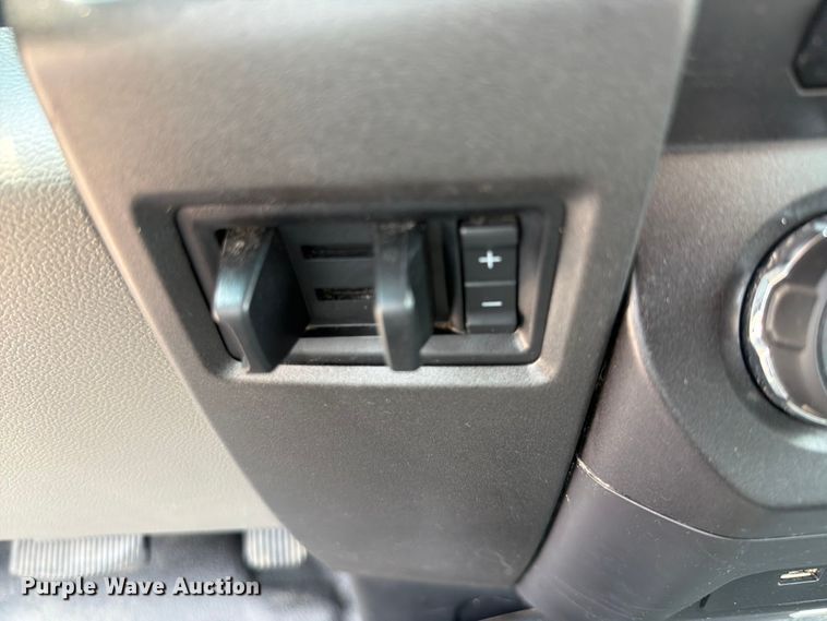 image for item EW0354 2017 Ford F250 Super Duty Ext. Cab pickup truck