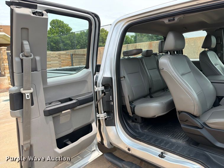 image for item EW0354 2017 Ford F250 Super Duty Ext. Cab pickup truck