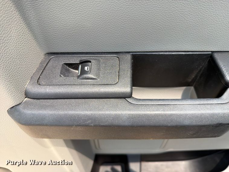 image for item EW0354 2017 Ford F250 Super Duty Ext. Cab pickup truck
