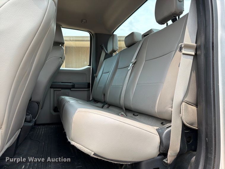image for item EW0354 2017 Ford F250 Super Duty Ext. Cab pickup truck