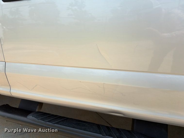 image for item EW0355 2018 Ford F250 Super Duty pickup truck