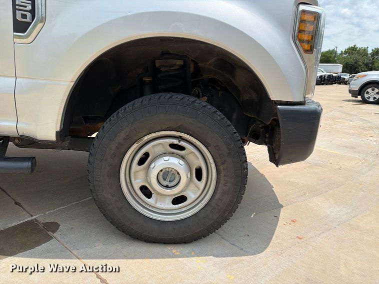 image for item EW0355 2018 Ford F250 Super Duty pickup truck