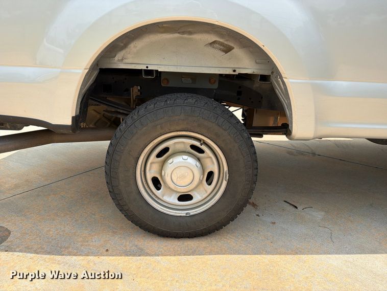 image for item EW0355 2018 Ford F250 Super Duty pickup truck