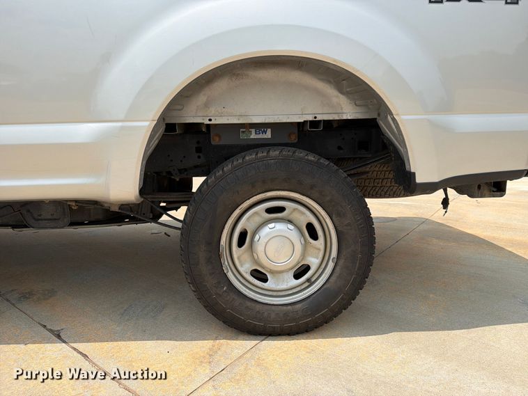 image for item EW0355 2018 Ford F250 Super Duty pickup truck